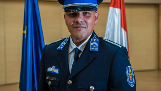 Minden segítség nagy segítség!