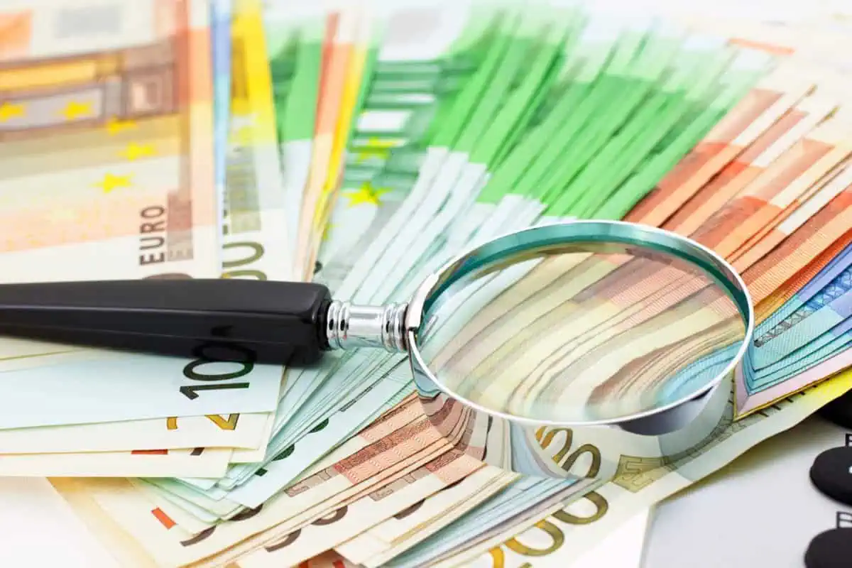 A 400 ezer margójára