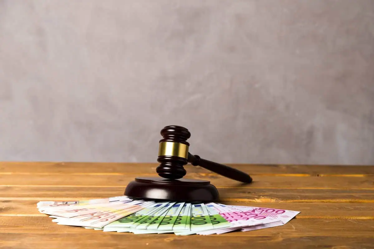 Nem változott semmi, jár a többletdíjazás